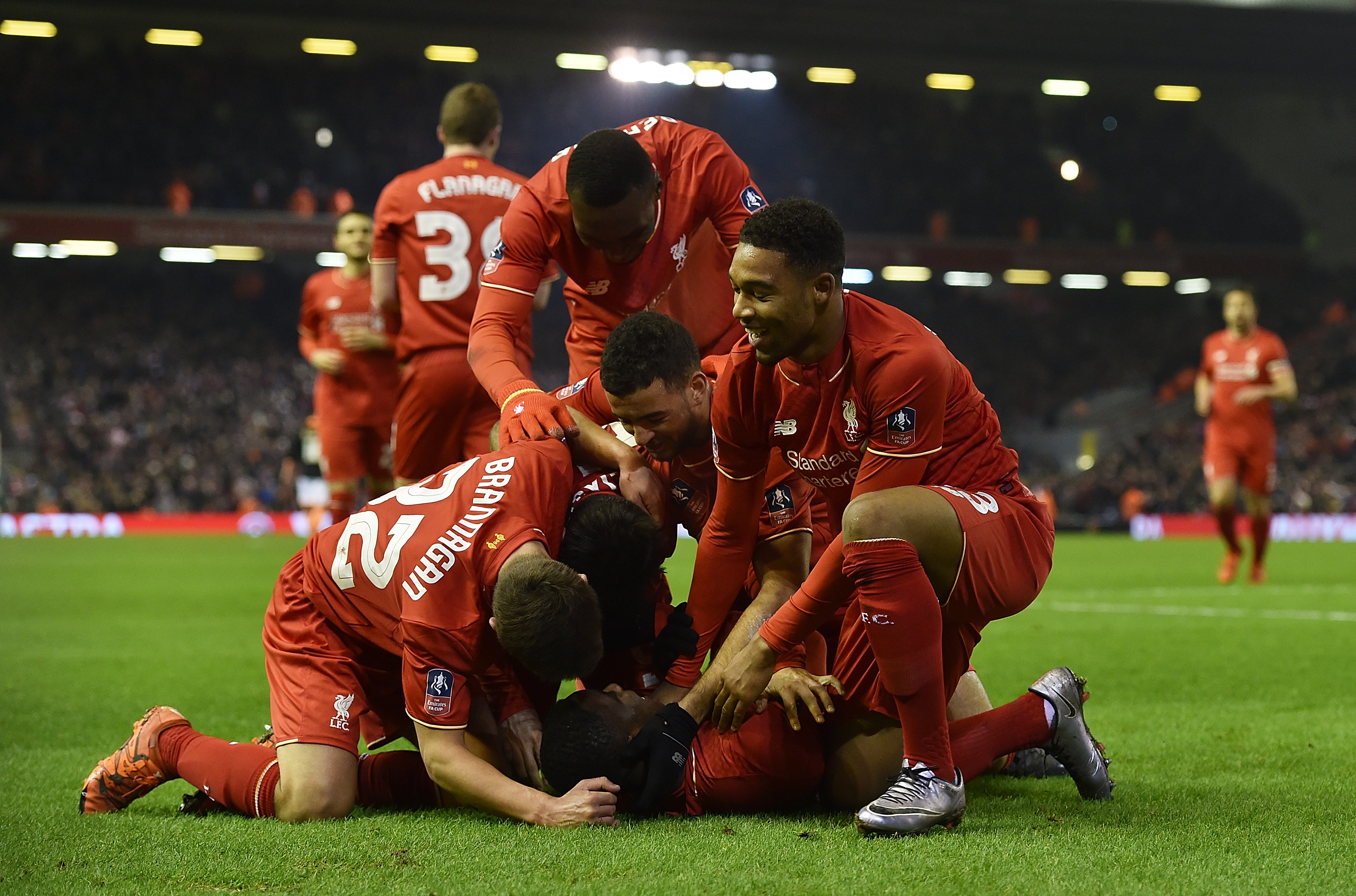 CBA杯战报：约克28分，浙江94-85击败新疆（CBA杯：约克砍28分，浙江94-85力克新疆）