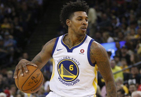 AC米兰内线强攻摧毁对手（AC米兰中路强攻击溃对手）