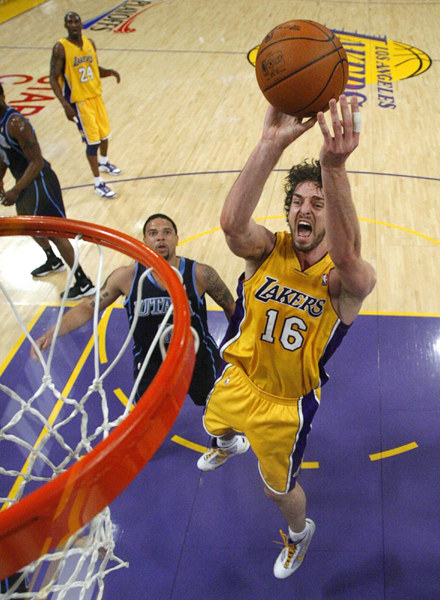 Opta分析巴萨战术：伊尼戈离队＆中前场球员伤缺影响高位防线（Opta解析巴萨战术：伊尼戈离队加之中前场伤停，削弱高位防线）