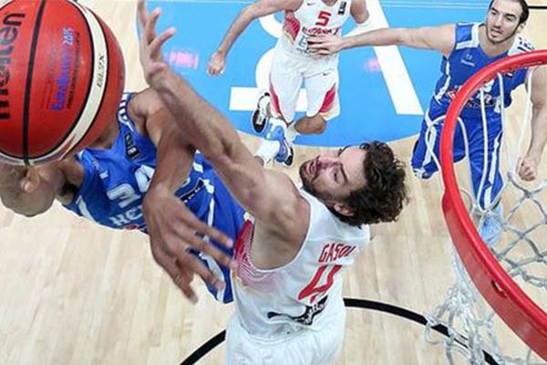 NBA球员专访：詹姆斯谈团队合作,（詹姆斯专访：畅谈团队合作之道）