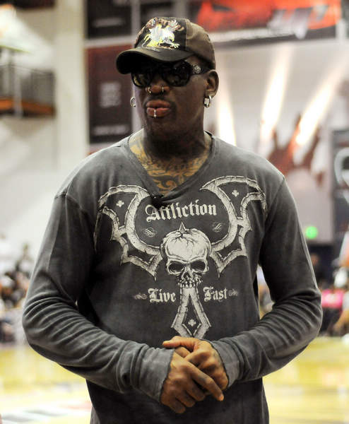 稳定输出！约基奇登场35分钟得到24分8篮板13助攻（稳定发挥！约基奇出战35分钟交出24分8篮板13助攻）