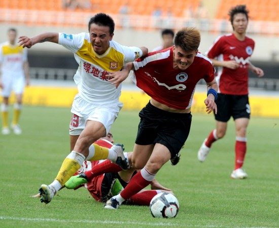 U20男排全运会，江苏苦战五局不敌浙江！山东太强，全胜小组第一（全运会U20男排：江苏鏖战五局惜败浙江，山东强势全胜锁定小组第一）